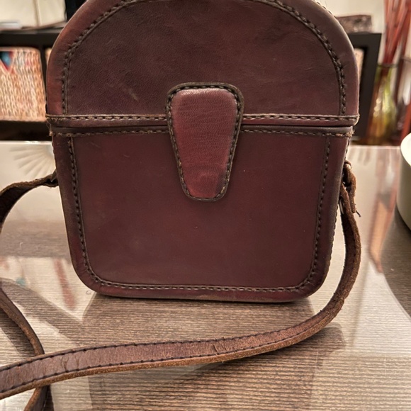 Box purse made of leather with Ankara fabric lining. - Picture 7 of 10